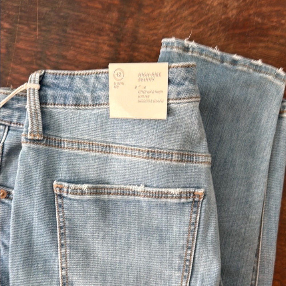 Universal Thread High Rise Blue Jeans with Button Detail - Picture 4 of 13